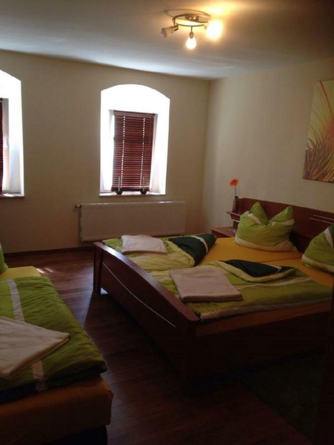 Im Ballhaus Neuhilbersdorf Chemnitz Exteriör bild